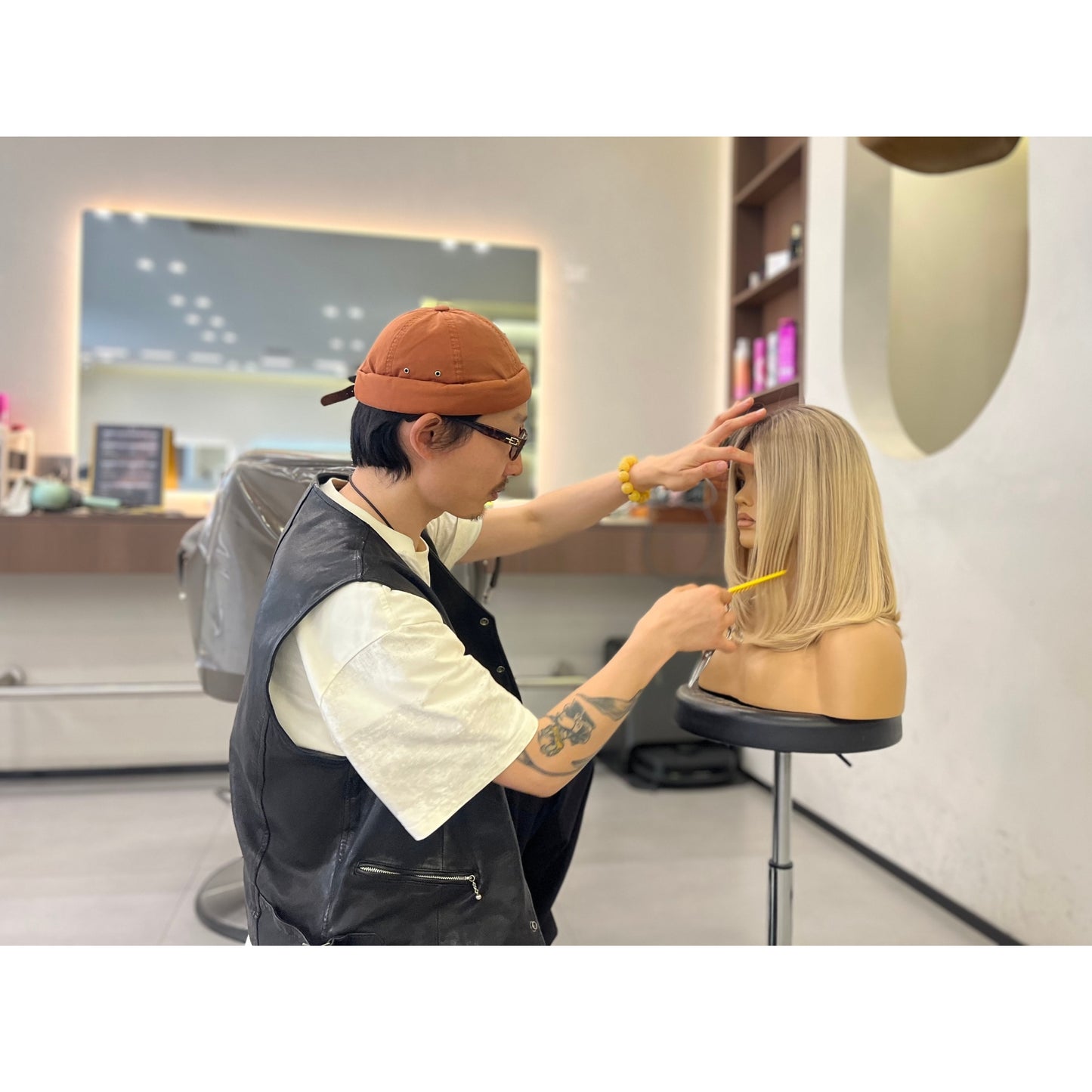 KRISS | Honey Cream Blonde with Natural Root | Signature Wig