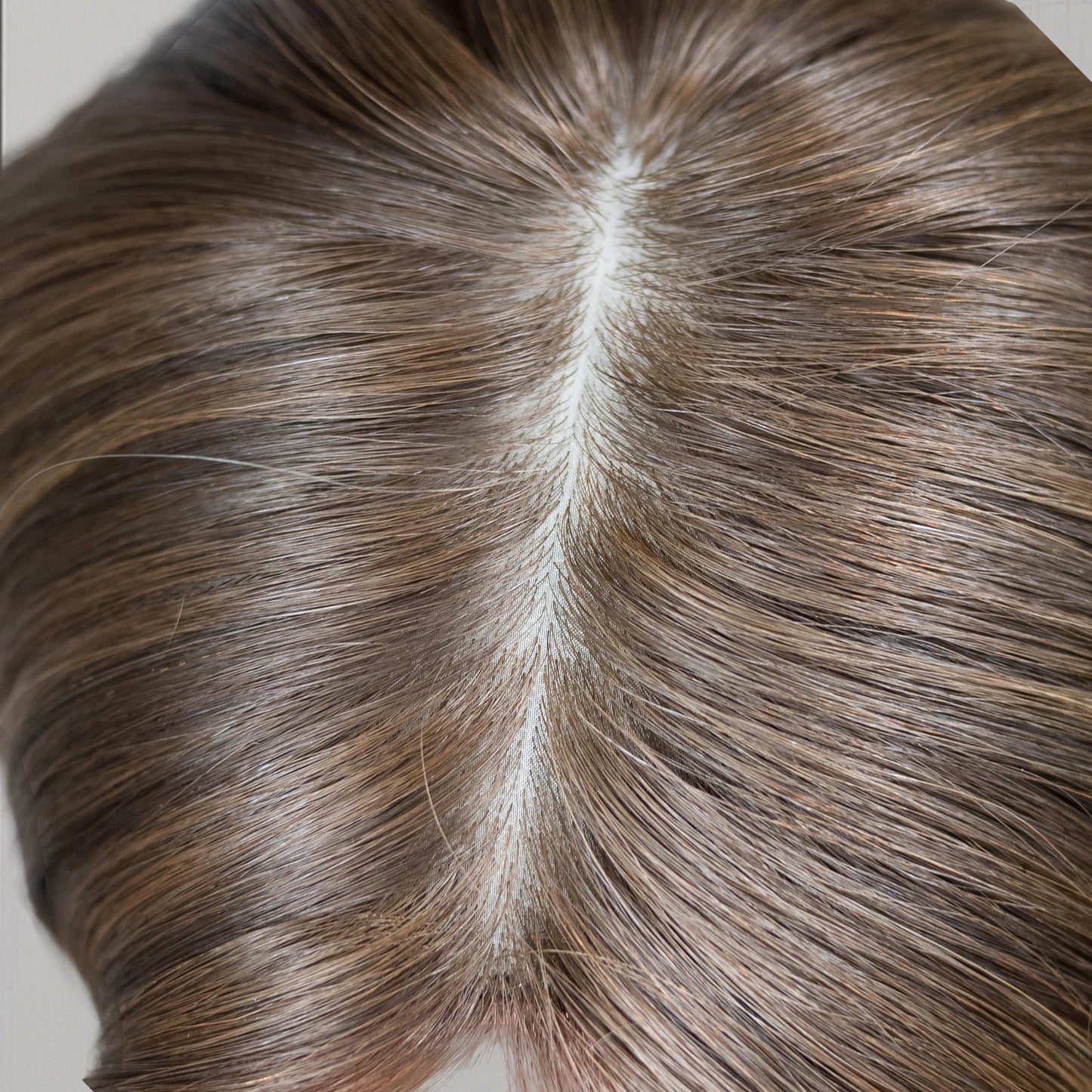 EDITH-8 x 8 Topper de pelo con base de seda de 16''