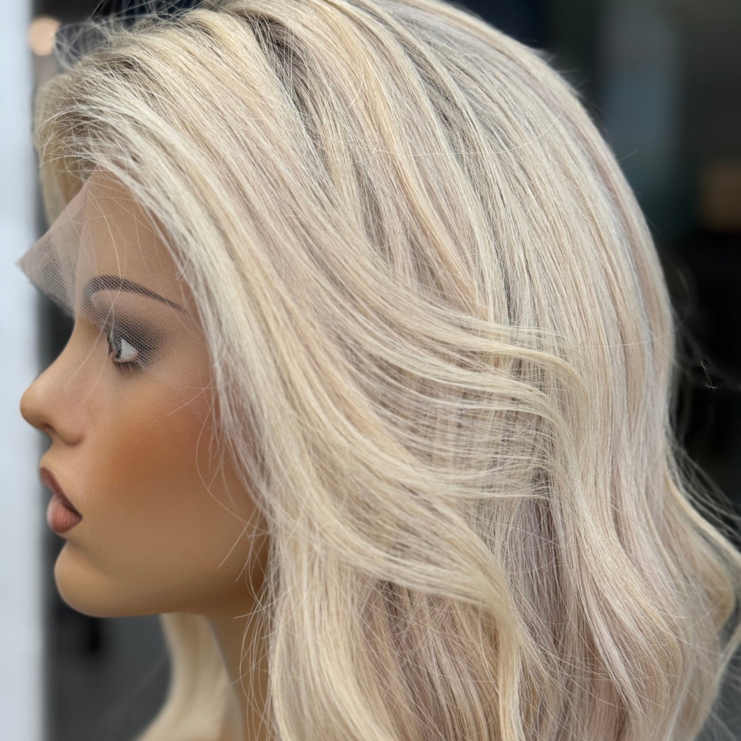 VICTORIA | 16" Creamy Vanilla Blond Hair Wig