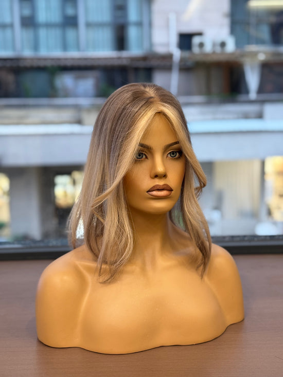 JULIA | Topper – Balayage de verano | 7,6 x 15,2 cm | 40,6 cm | Volumen ligero JULIA | Topper – Balayage de verano | 7,6 x 15,2 cm | 40,6 cm | Volumen ligero