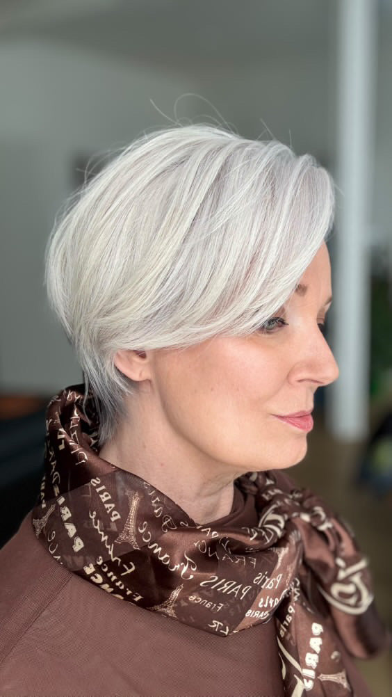 MERYL | Cool-Toned Pearl Silver Pixie with Razored Layers