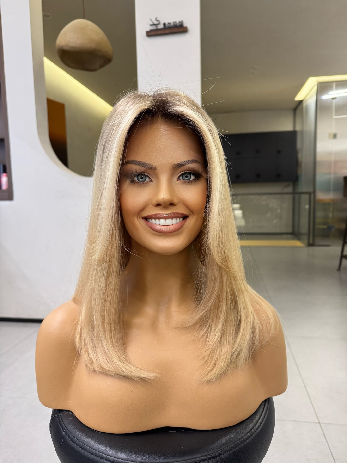 KRISS | Honey Cream Blonde with Natural Root | Signature Wig