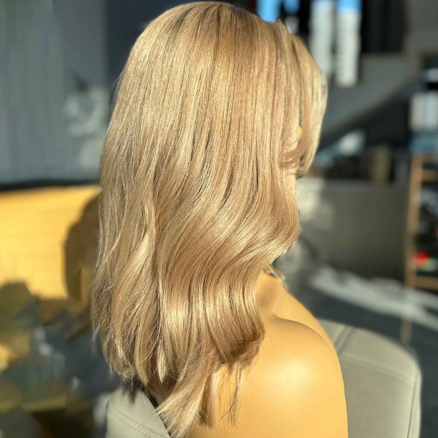 MAGGIE-Creamy Blonde Balayage with Roots (S/M) 18''