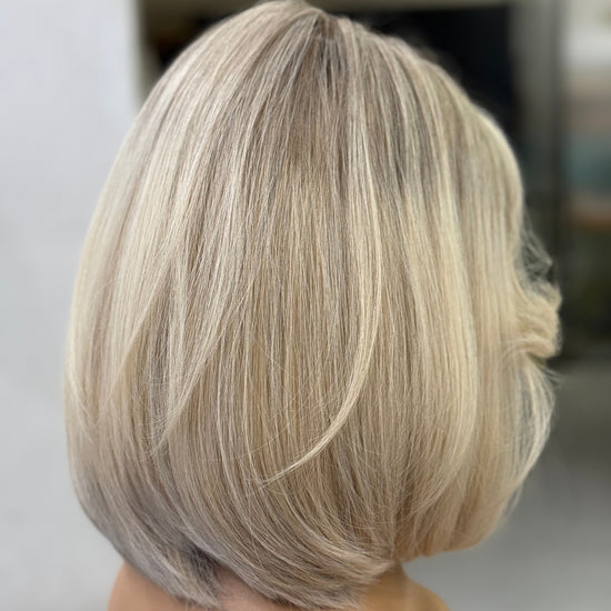 SYDNEY | Sleek Blunt Blonde Lob with Shadow Root | 14'' Lace Top Wig